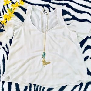 SHOW ME YOUR MUMU HAZEL RUFFLE TOP TUSK CRISP